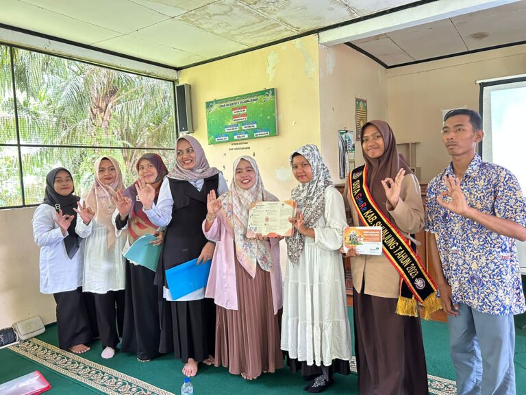 Pembinaan PIK-R di SMA 9 Sijunjung Bersama Bunda Genre Kabupaten Sijunjung