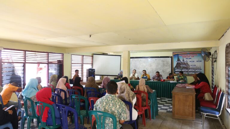 Koordinasi Persiapan Kegiatan Peletakan Batu Pertama Bantuan MCK/Jamban Untuk Rumah Anak Yang Terindikasi Stunting di Nagari Buluh Kasok Kecamatan Lubuk Tarok